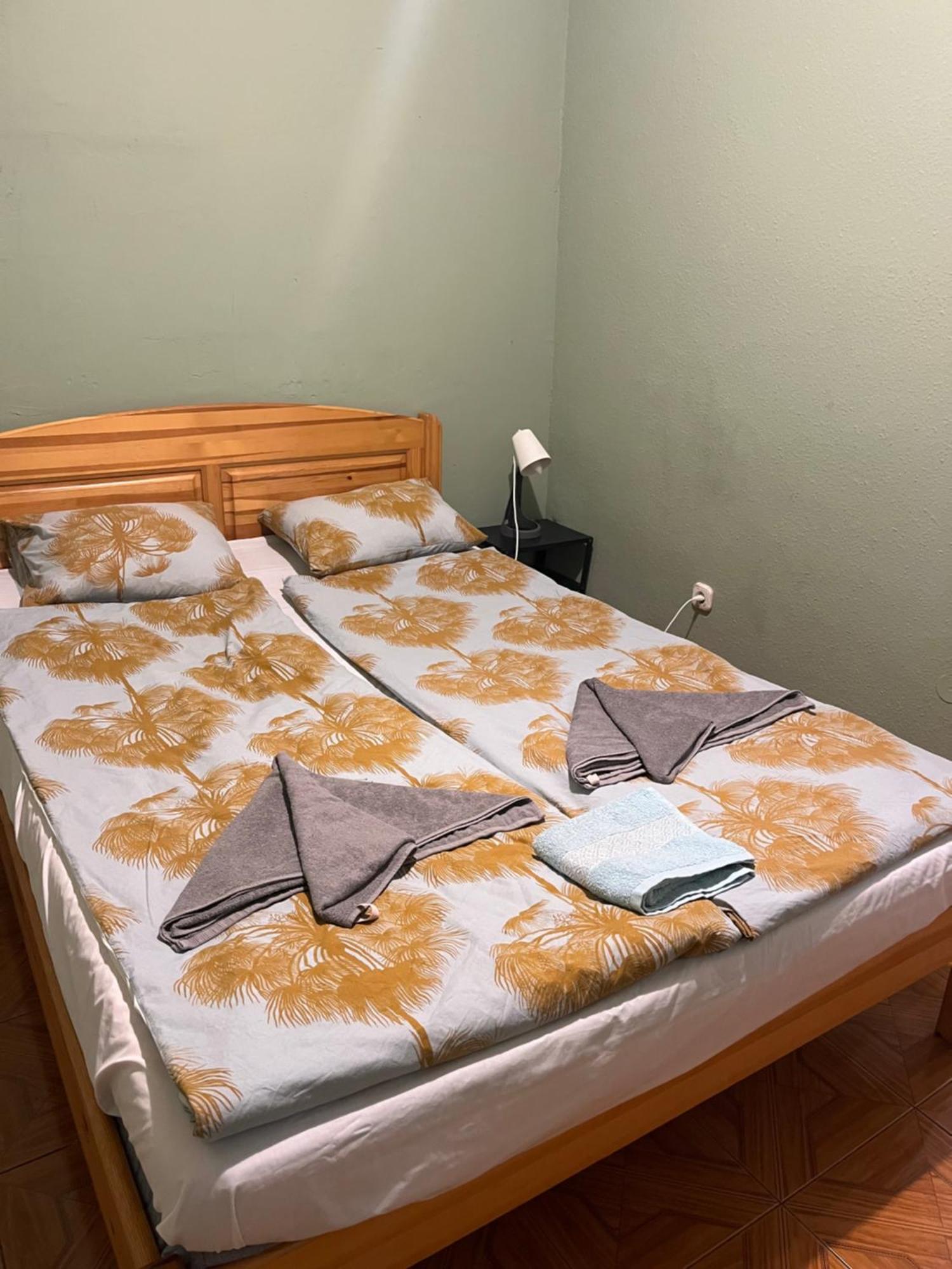 White Ship Apartman Budapeszt Zewnętrze zdjęcie
