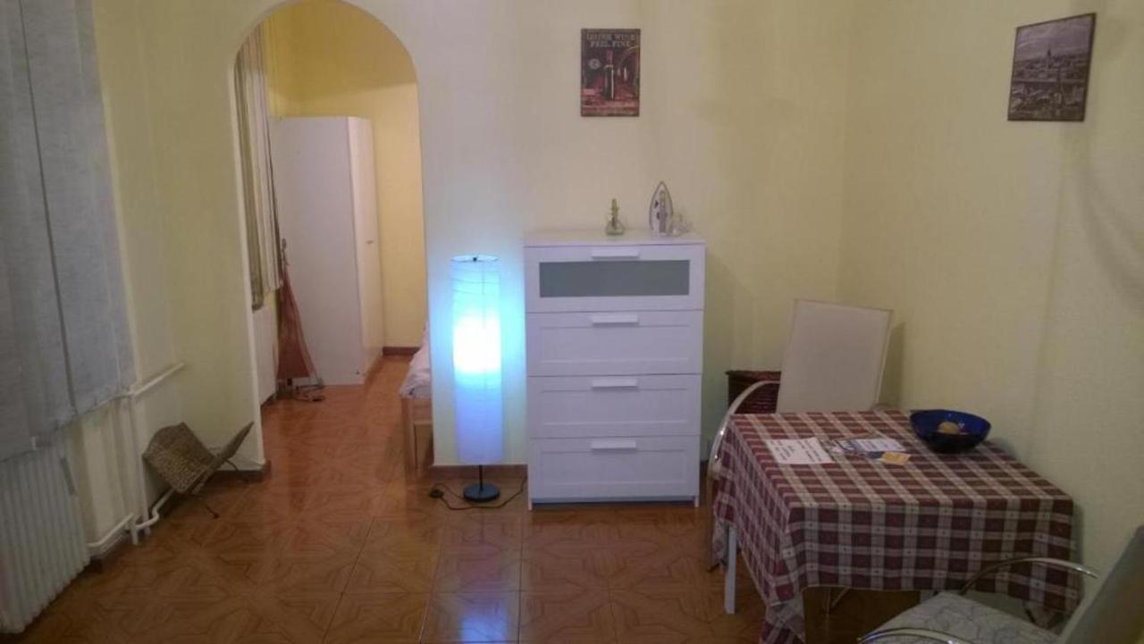 White Ship Apartman Budapeszt Zewnętrze zdjęcie